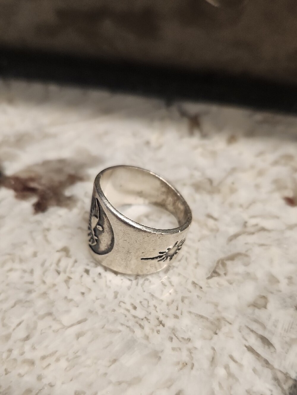 Sterling Silver Sun & Moon Signet Ring - Silver - Picture 4 of 4